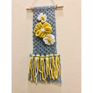 Macrame Wall Hanging | Boho wall Decor w Daisies | Handmade Fiber Art